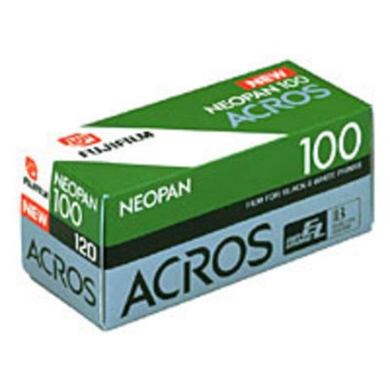 Fujifilm Acros Rollfim 120 für Mittelformat. Schwarzweiß Mittelformat-Film.