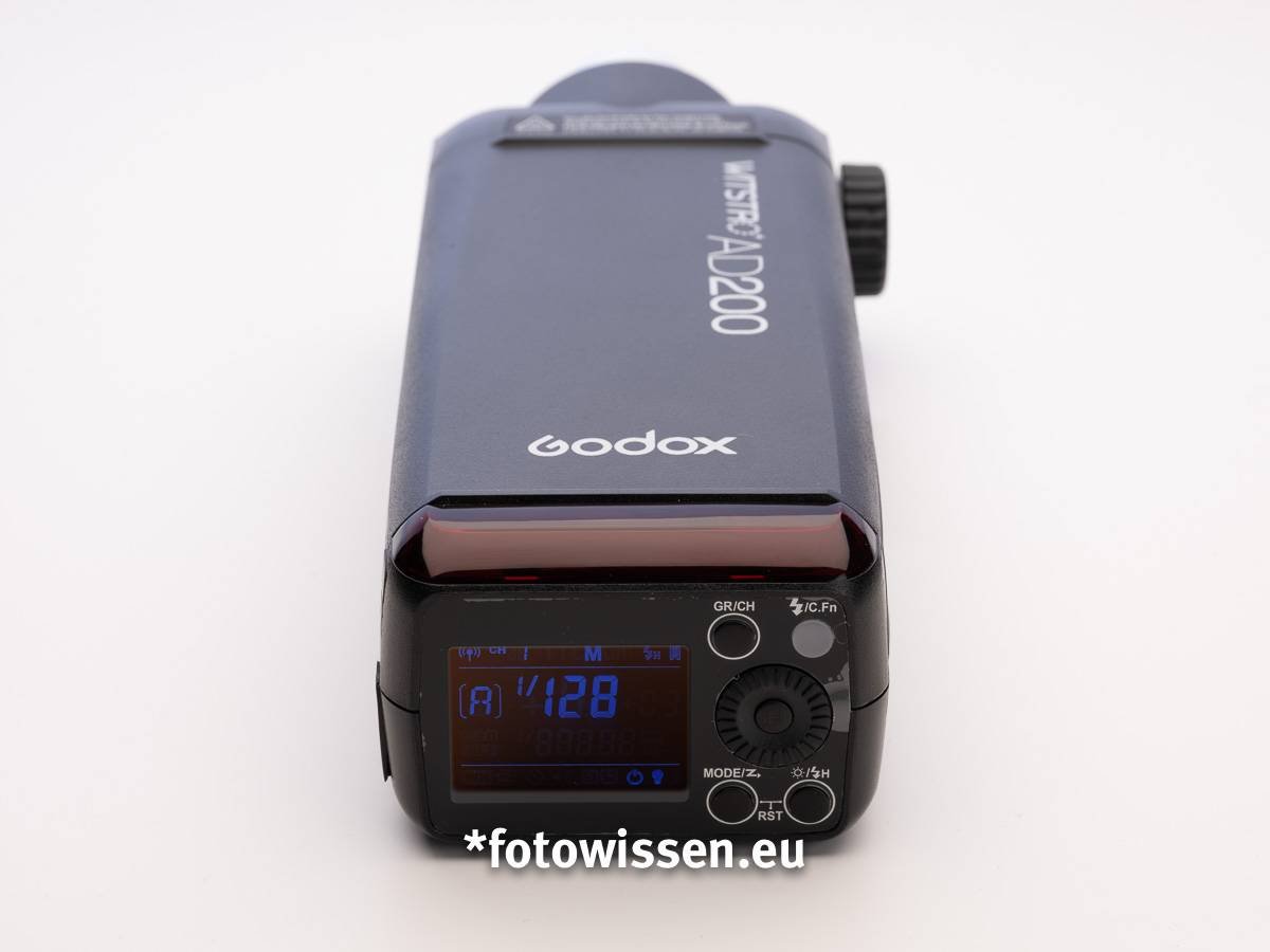 Godox AD200 Blitzgerät - Ansicht vom Display