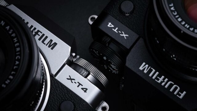Silberne und schwarze Version der neuen Fujifilm X-T4 DSLM