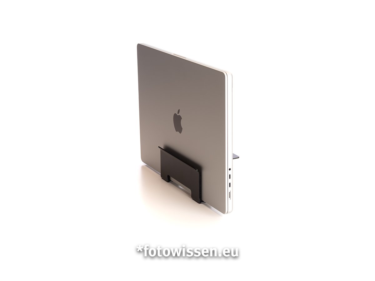MacBook Pro Tischhalterung Seitenansicht